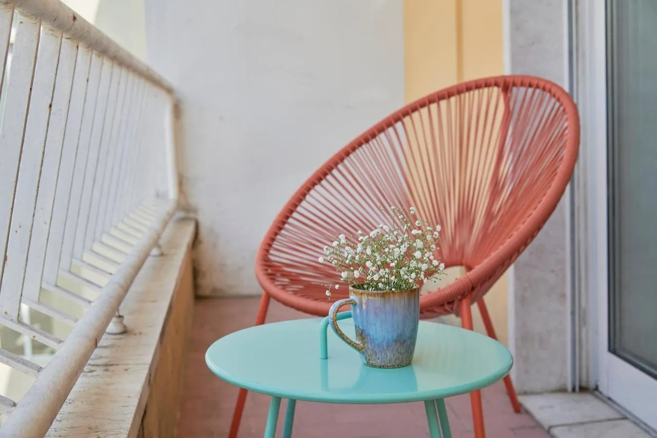 Sunset Balcony Apartment, By Timecooler Lisbon